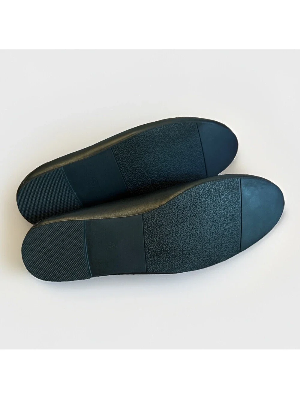 New EasySmile Metal Chain Black Loafers Flats Shoes Ladies Size 6